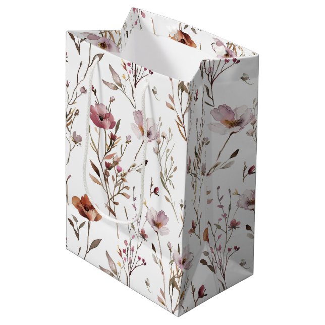 Elegant wild flower bohemian  medium gift bag (Front Angled)