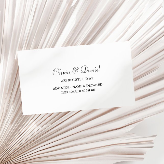 Élégante carte de registre minimaliste Mariage (Elegant Minimalist Wedding Registry Card on a sunny white dry palm leaf.)