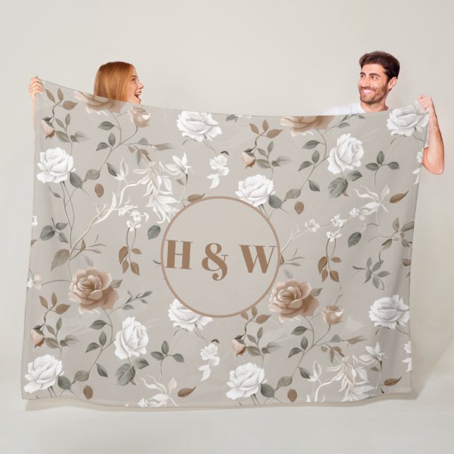 Elégante couverture en Motif de la flotte Rose & V (En situation)