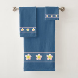 Elégante Frangipani Plumeria Flowers on Award Blue
