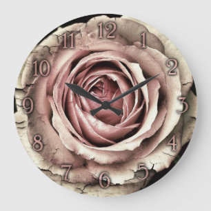 Elégante horloge murale rose vintage