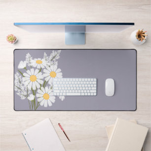 Élégantes fleurs blanches de marguerites sur lavan