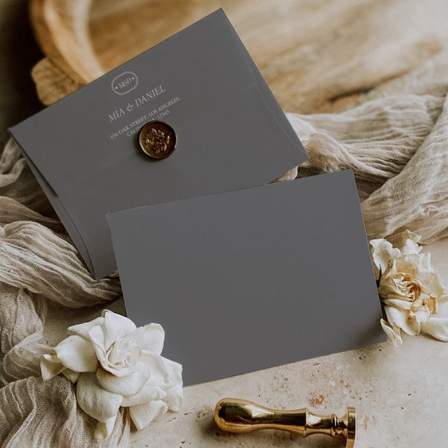 Elegnt Chic Graphite Grey Wedding Monogram Envelope (Elegnt Chic Graphite Gray Wedding Monogram Envelope)