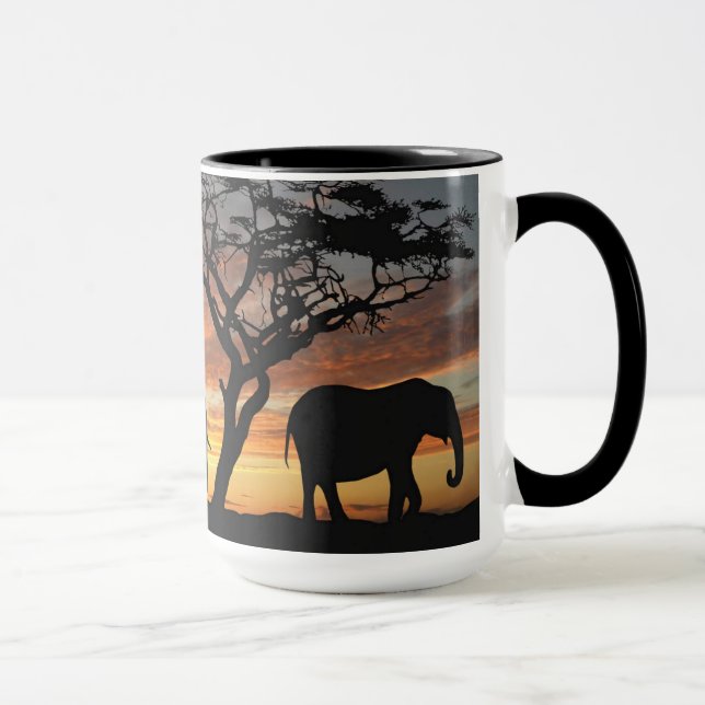 Eléphant dans la mug sauvage (Droite)