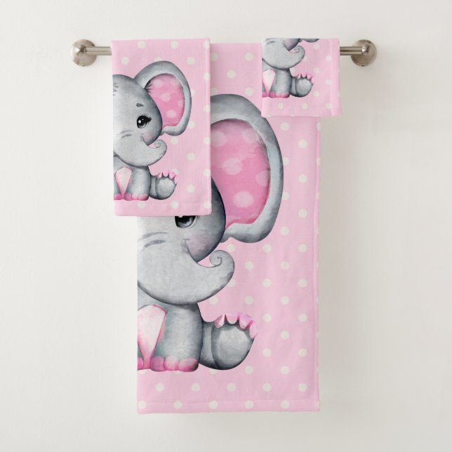 Eléphant de bébé rose mignon avec oreilles Poka Do (En situation)