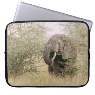 ELEPHANT EATING OFF A TREE LAPTOP SLEEVE