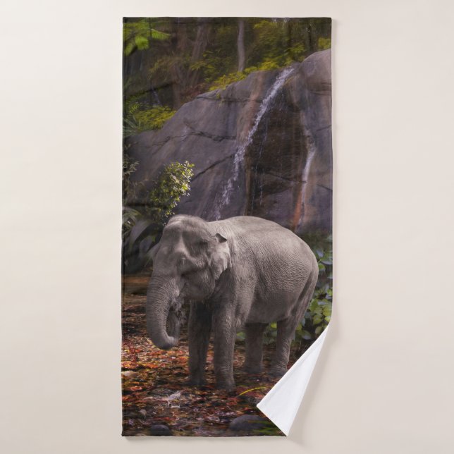 ELEPHANT RAIN FOREST BATH TOWEL (Bath Towel)