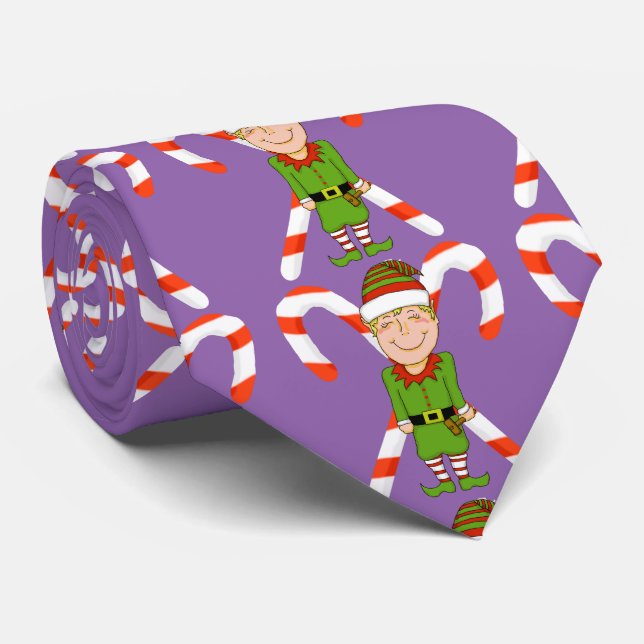 Elf heureux avec la cravate de sucre de canne (Roulé)