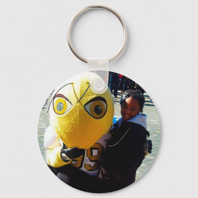 Elizabeth Keychain I (Front)