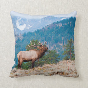 Elk (Cervus Elephus) Bull Bugling Throw Pillow