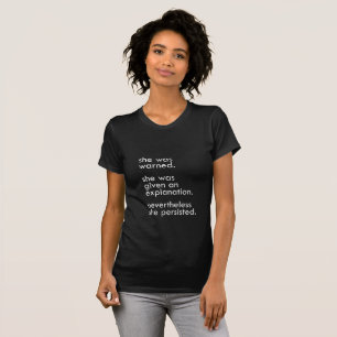 elle a persisté T-shirt