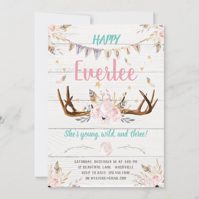 Elle est une une invitation sauvage d'anniversaire (Devant)