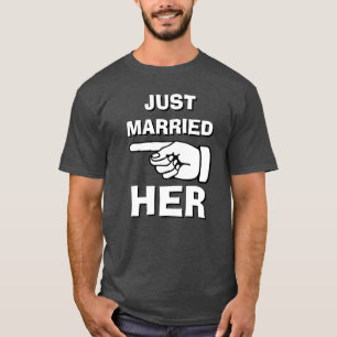 Elle vient de le marier Son t-shirt set pour les j