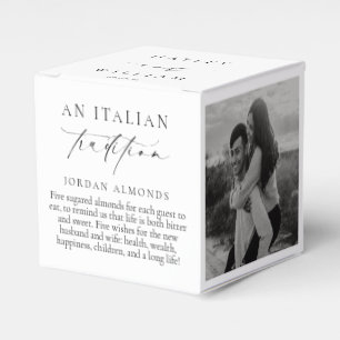 Ellesmere An Italian Tradition 5 Sugared Almonds Favor Box