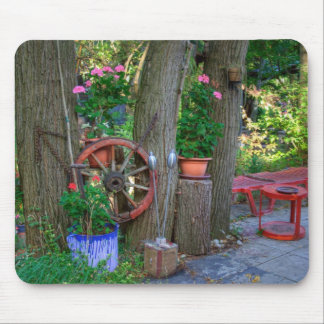 Ellis Garden II Mouse Pad