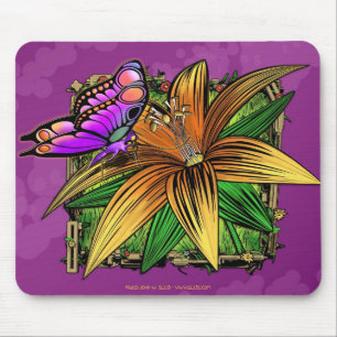 Elorai le papillon sur le tapis de souris de fleur