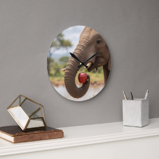 Elphant clock