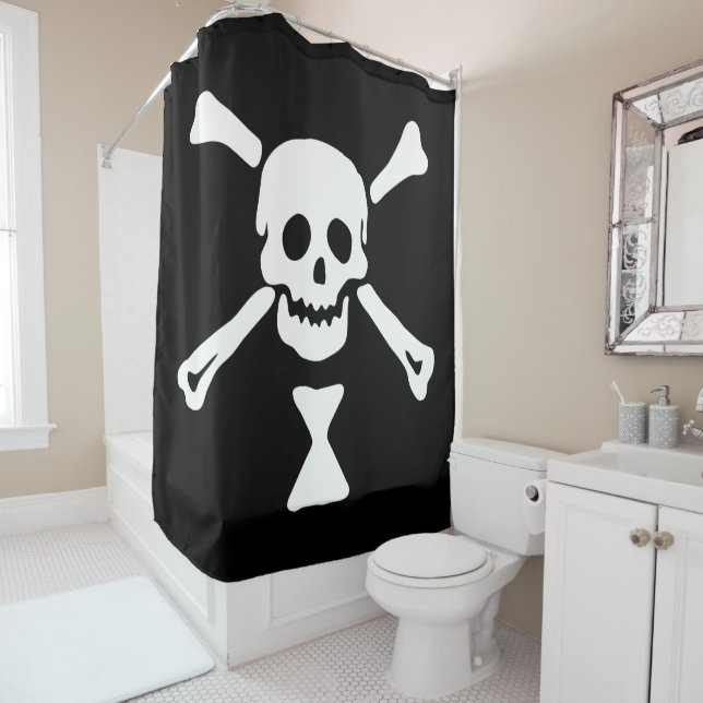 Emanuel Wynne Pirate Flag Jolly Roger (In Situ)