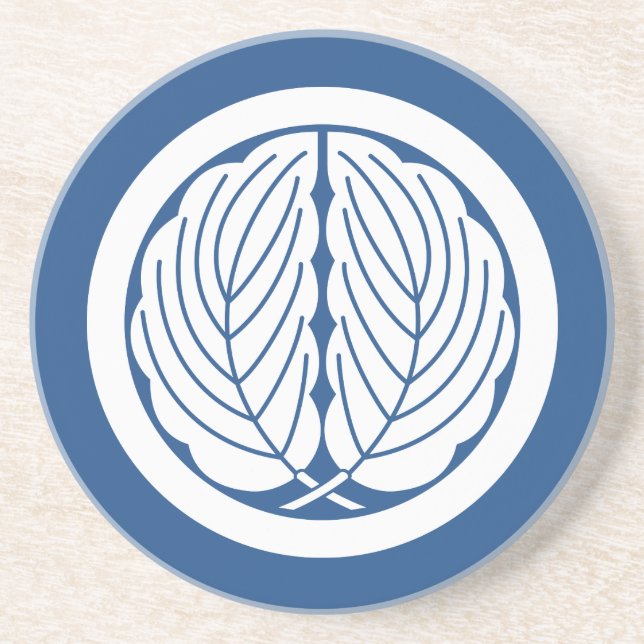 Embracing oak leaves in circle coaster (Front)