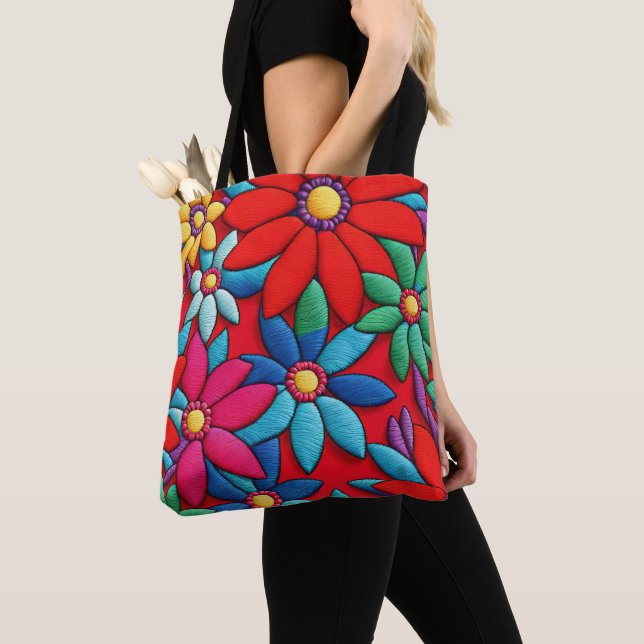Embroidered Daisy Design Tote Bag (Close Up)