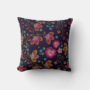 Embroidered flowers: fashion seamless pattern throw pillow