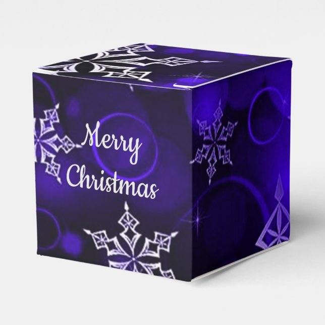 Emerald Green Snowflake Motif Cube Favor Box (Front Side)