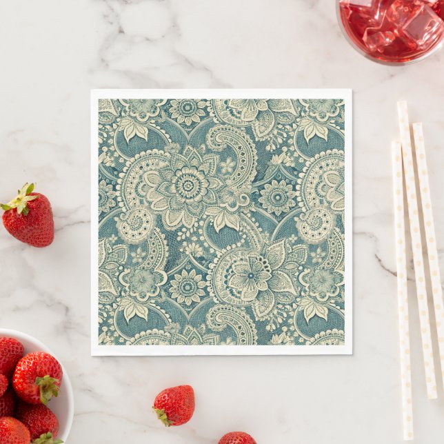Emerald Lace Medallion Napkin (Insitu)