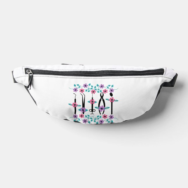 emlinsylviaj fanny pack (Lay Down)