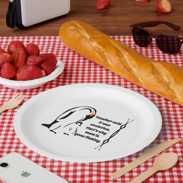 Emperor Penguin Father Standing with Son Paper Plate (Picnic)