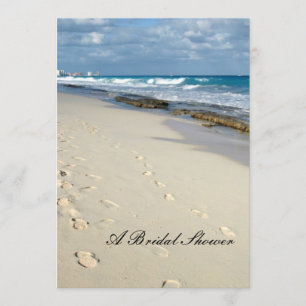 Empreintes de pas aux invitations nuptiales de