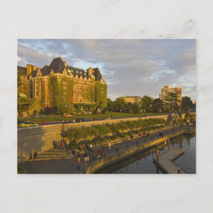 Empress Hotel and Inner Harbour waterfront, Postcard