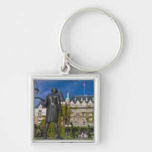Empress Hotel and statue of Captain James Cook, Keychain