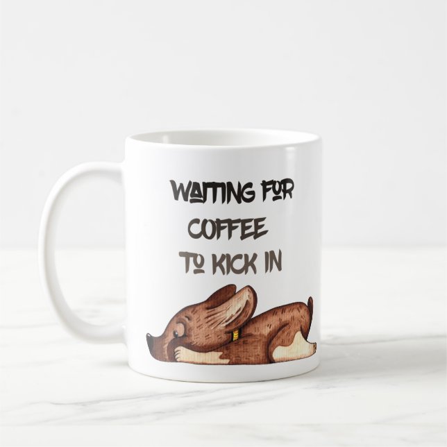 En Attente De Café | Mug drôle (Gauche)