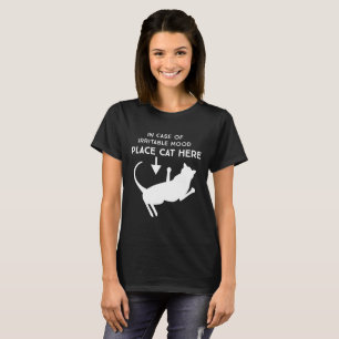 En cas d'humeur d'endroit de chat de T-shirt