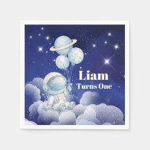 Serviette d'anniversaire personnalisée d'astronaut