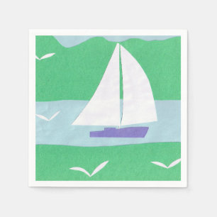 En Papier Serviettes avec une conception blanche de voilier