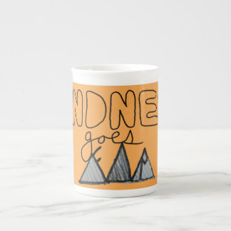 En Porcelaine La "gentillesse va loin" tasse de thé de