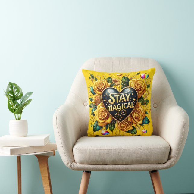 Enchanting Bouquet of Golden Roses And Heart  Throw Pillow (Chair)