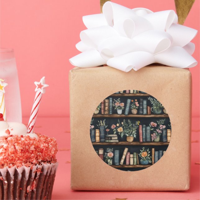  Endless Books Retro Classic Round Sticker (Party)