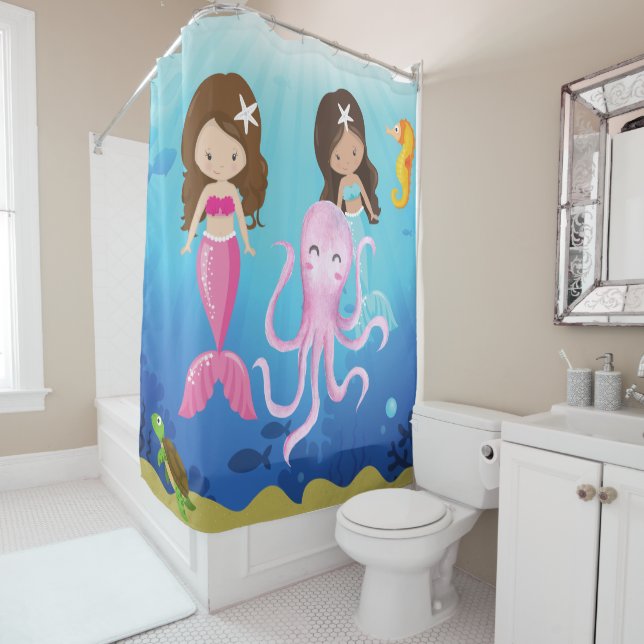 Enfants Sirènes Sous Le Rideau De Douche (En situation)