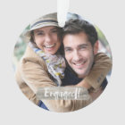 Engagé à l'ornement de Noël