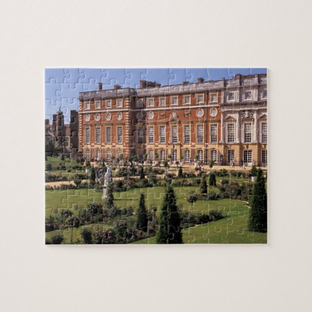 England, Surrey, Hampton Court Palace. Jigsaw Puzzle (Horizontal)