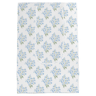 English Country Model with Vergismal non-flowers Medium Gift Bag