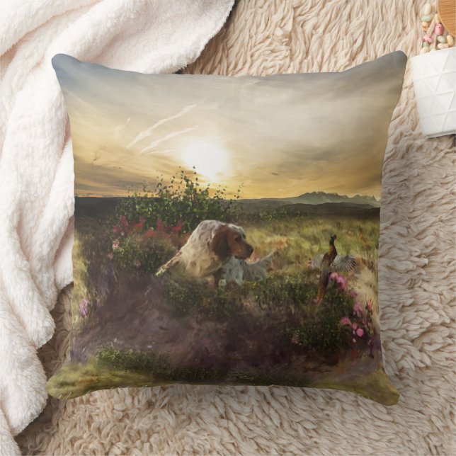 English Setter , Pheasant hunting  Throw Pillow (Blanket)