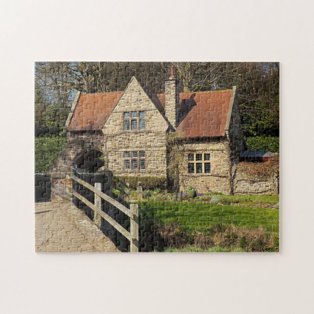 ENGLISH STONE COTTAGE JIGSAW PUZZLE (Horizontal)