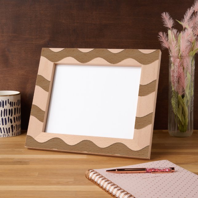 Engraved waves pattern etched frames (Left)