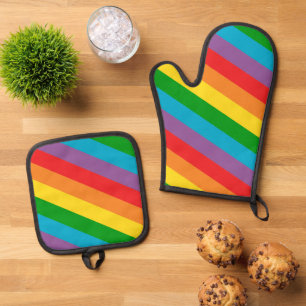 Ensemble De Gant De Cuisine Et De Manique Arc-en-ciel coloré