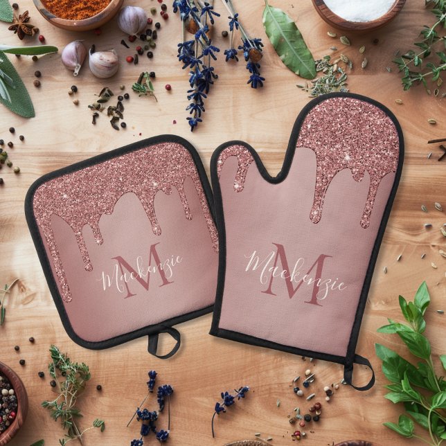 Ensemble De Gant De Cuisine Et De Manique Girly Rose Gold Sparkle Glitter Drips monogram (Girly Rose Gold Sparkle Glitter Drips Monogram Oven Mitt & Pot Holder Set)
