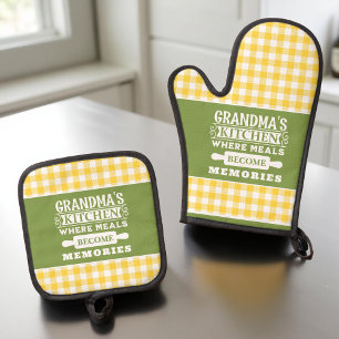 Ensemble De Gant De Cuisine Et De Manique Les repas de grand-mère en gingham jaune vert devi