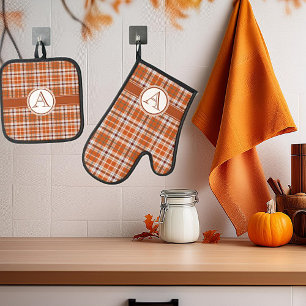 Ensemble De Gant De Cuisine Et De Manique monogramme d'automne